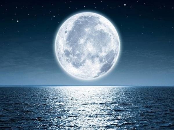 Giải mã giấc mơ thấy mặt trăng điểm gì? Gi8 tổng hợp